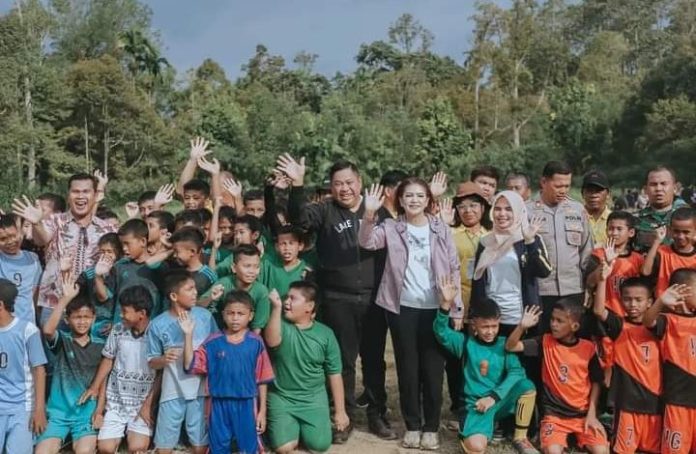 Buka Turnamen Mini Soccer di Tigalingga, Bupati: Memberi Semangat ke Anak-anak Harus Terus Dilakukan